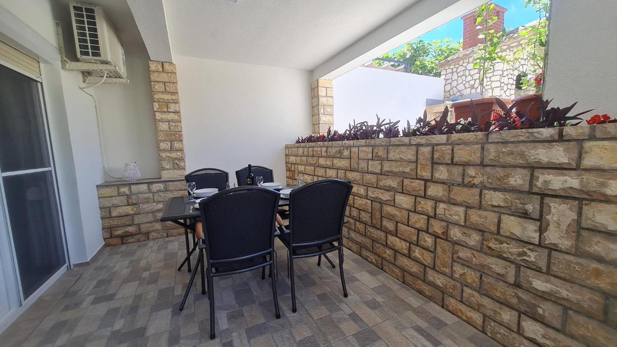 Apartman "Flower Garden" Razanac Exterior photo