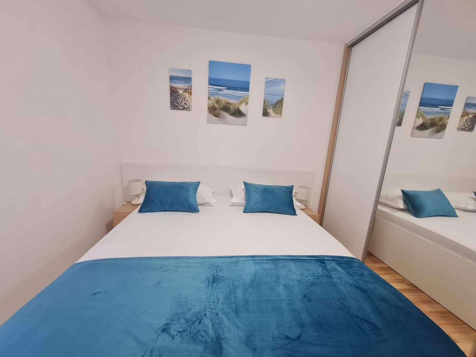 Apartman "Flower Garden" Razanac Exterior photo