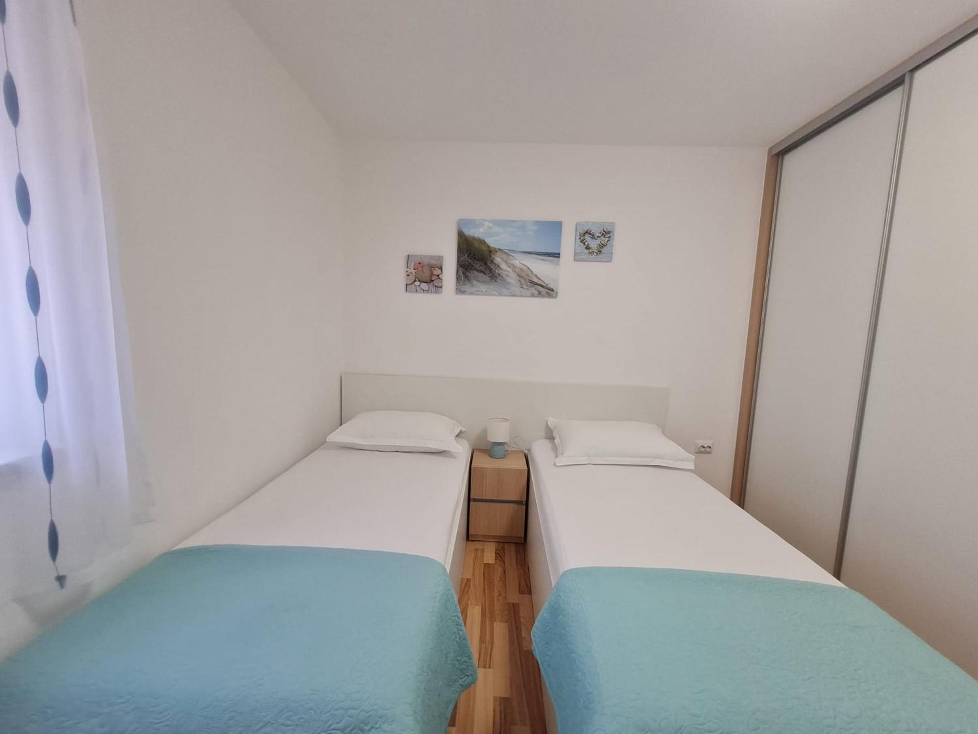 Apartman "Flower Garden" Razanac Exterior photo